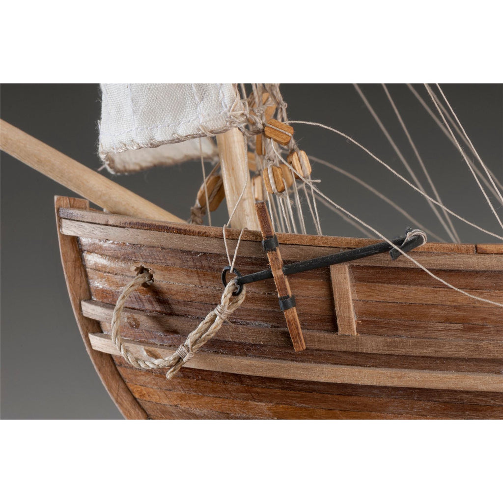 Dusek Pinta Wood Model Ship Kit D011 Scale 1:72