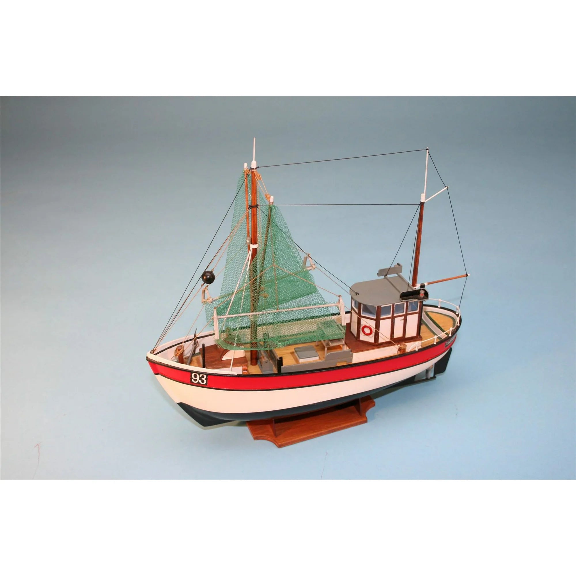 Billing Boats 1:60 Scale Rainbow - Plastic hull